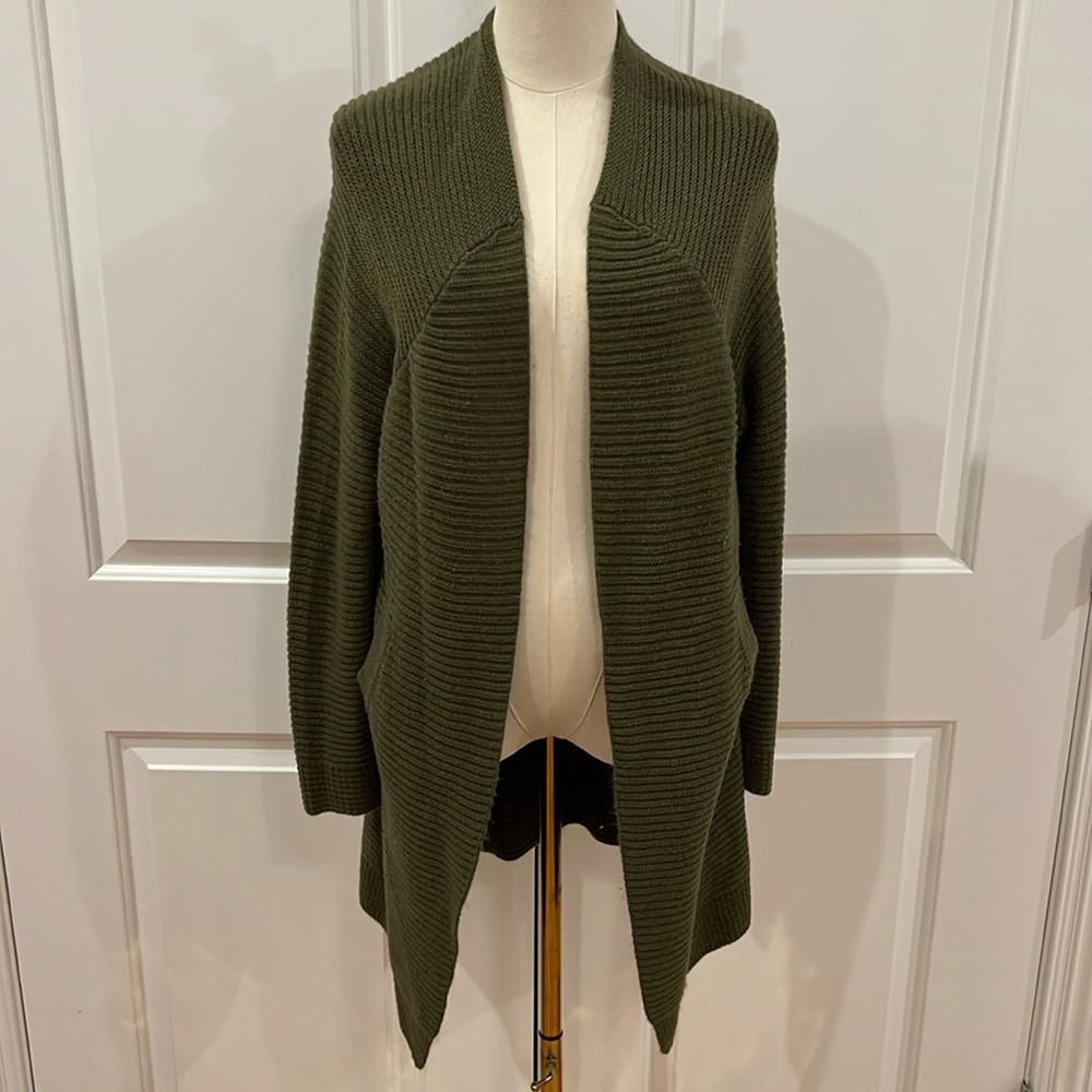 Beautiful Sweater Wrap - Picture 1 of 2